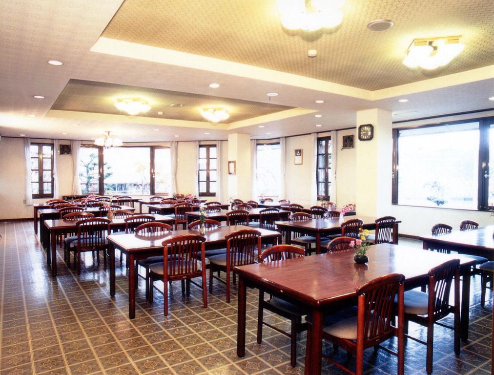 פוג'יקאוואגוצ'יקו Kawaguchiko Lakeside Hotel מראה חיצוני תמונה