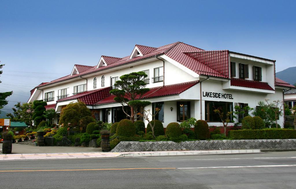 פוג'יקאוואגוצ'יקו Kawaguchiko Lakeside Hotel מראה חיצוני תמונה